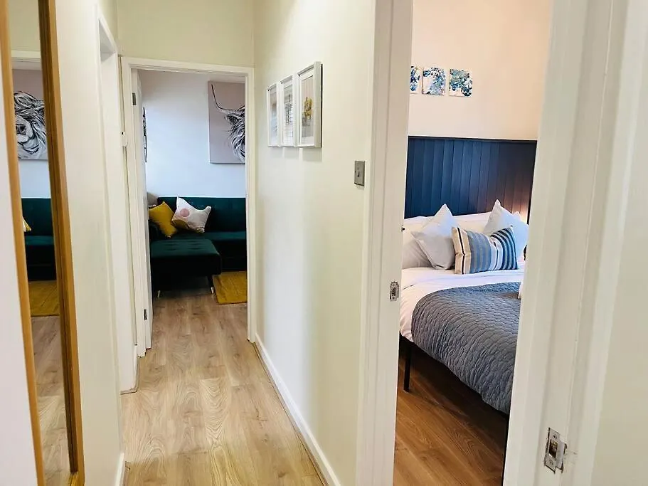 Stylish Central Apartment Cardiff